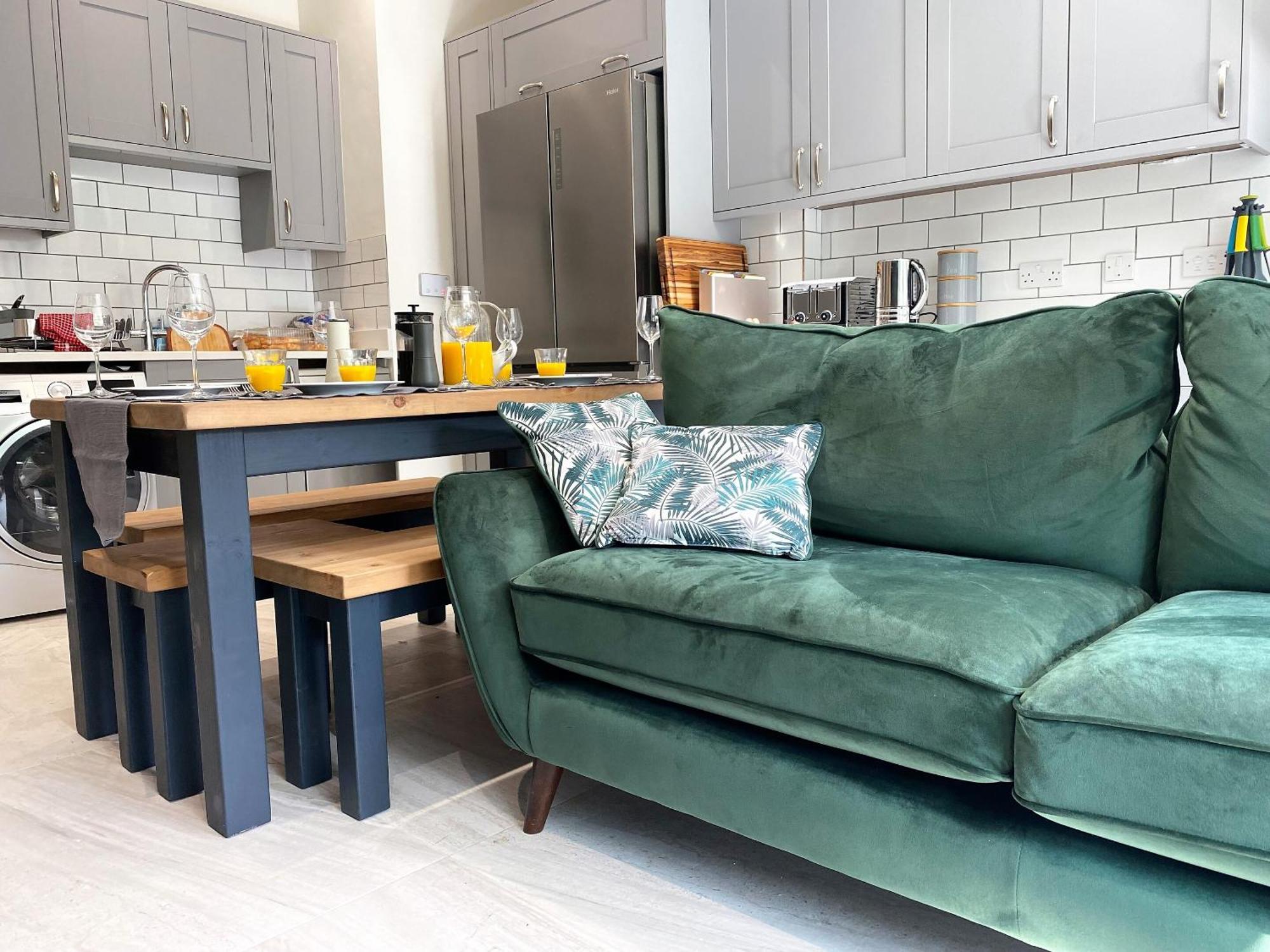 Superb Townhouse Near Vibrant Gloucester Road Bristol Ngoại thất bức ảnh